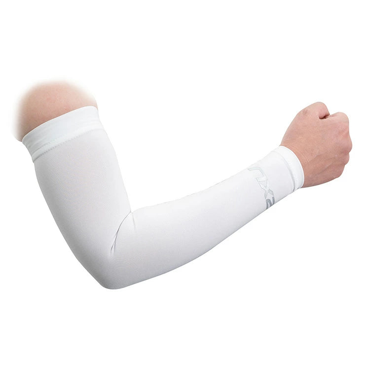 2 XU Compression Slim Arm Guard / White Silver